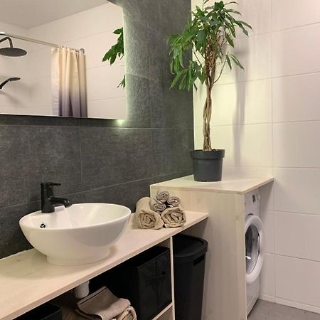 Apartment Riia Mnt 88 Pärnu Esterno foto